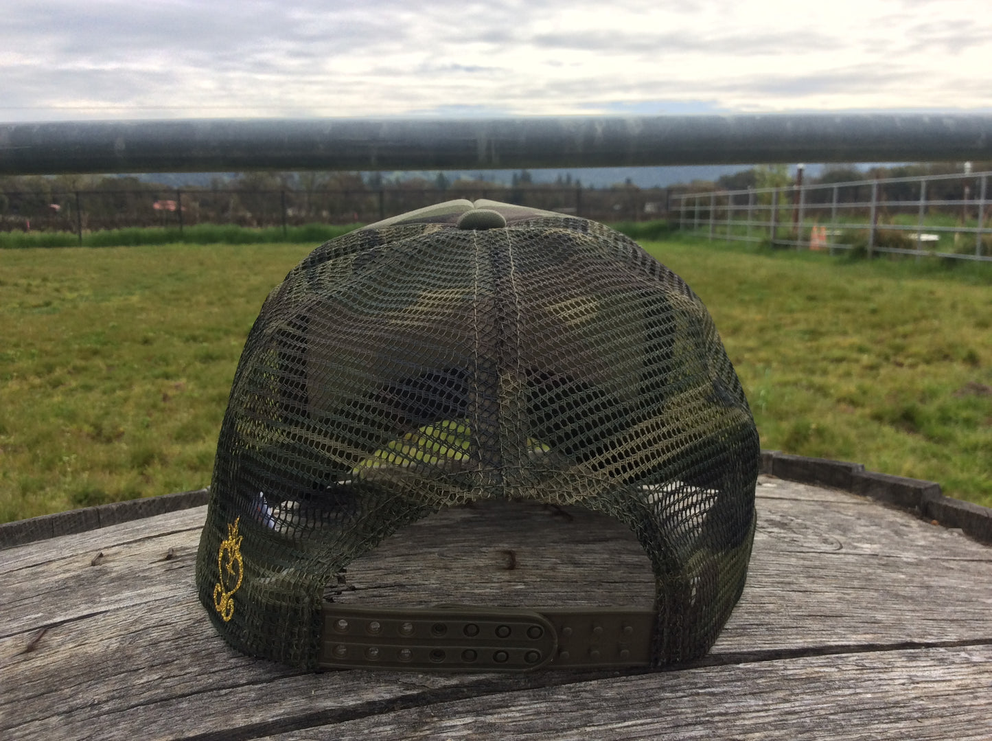 Besos Camo Hat