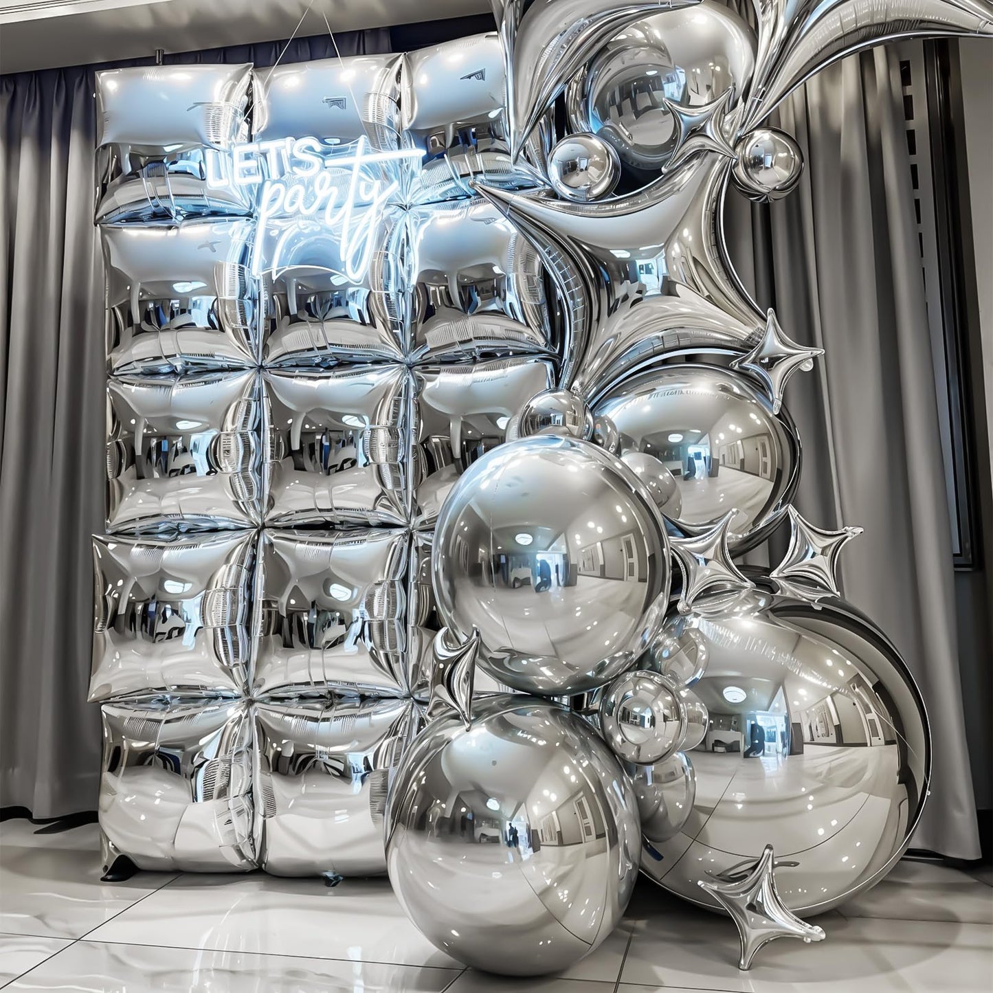 Silver Square Foil Balloon Wall,25Pcs Silver Balloon Backdrop Helium Mylar Balloon Tunnel Arch Garland Kit for Birthday Bridal Anniversary Baby Shower Party Decorations