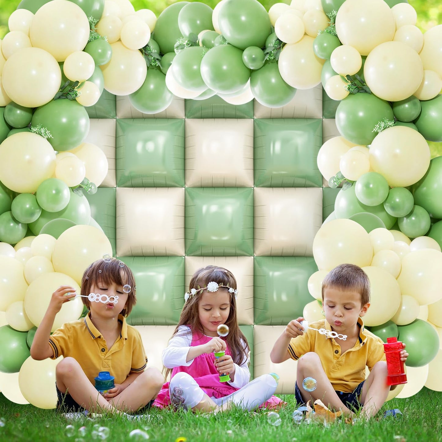 Silver Square Foil Balloon Wall,25Pcs Silver Balloon Backdrop Helium Mylar Balloon Tunnel Arch Garland Kit for Birthday Bridal Anniversary Baby Shower Party Decorations